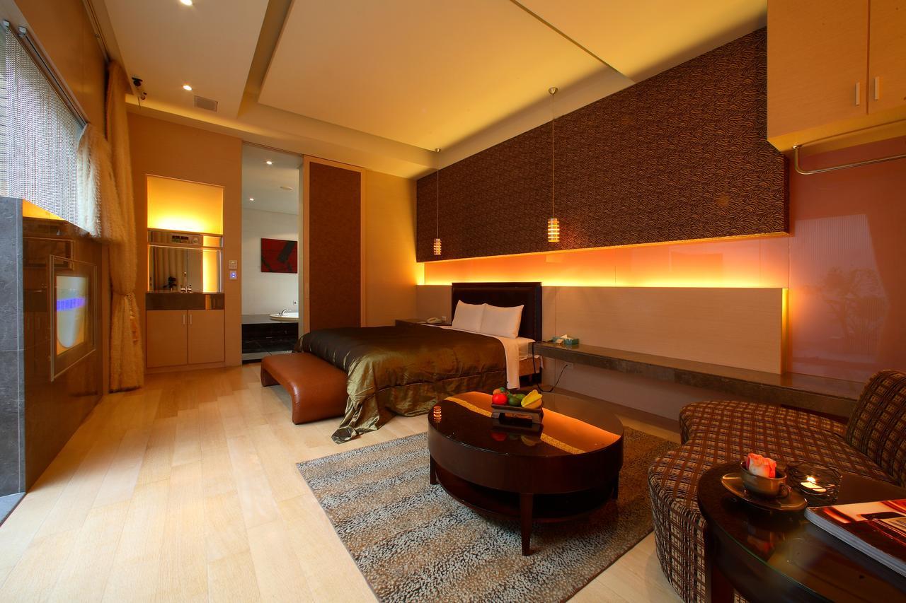 Spring Spa Motel Dali ภายนอก รูปภาพ