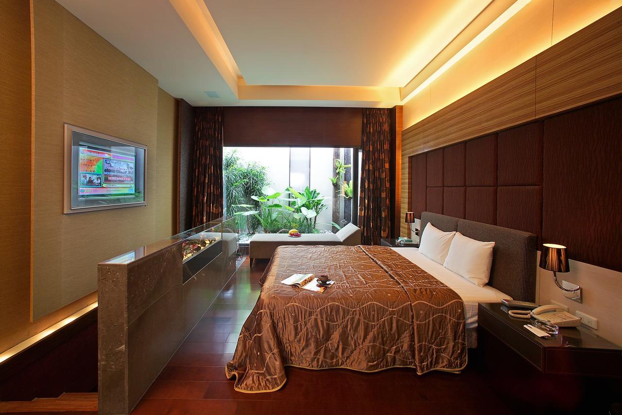 Spring Spa Motel Dali ภายนอก รูปภาพ